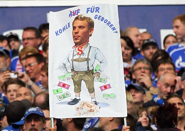 manuel neuer ldderhosen