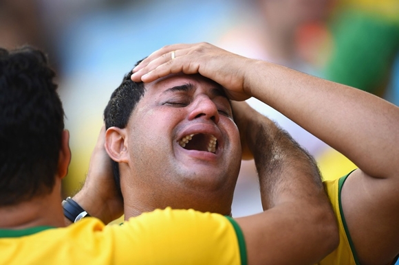 brazilian-world-cup-fans-13