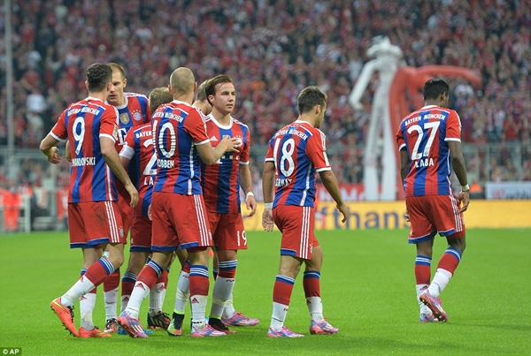 1408739049664_wps_10_Bayern_s_players_celebrat