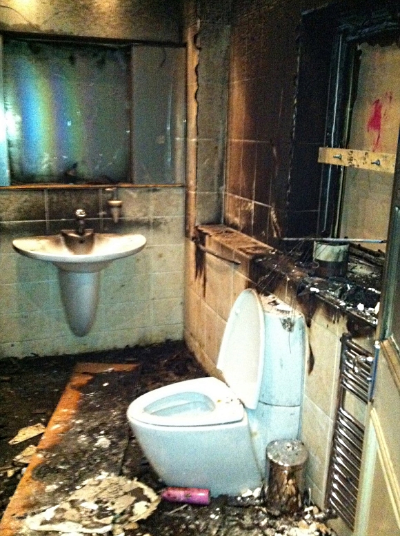 Balotelli's bathroom1