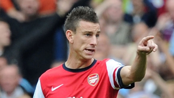 premier-football-laurent-koscielny-arsenal-aston-villa-league_2990081