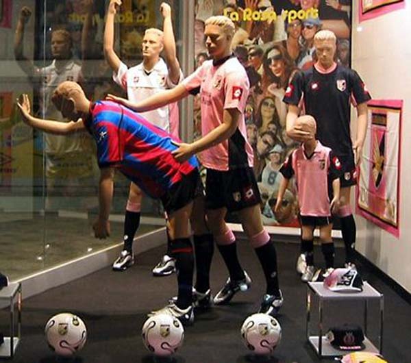 soccer-window-display_130328775942