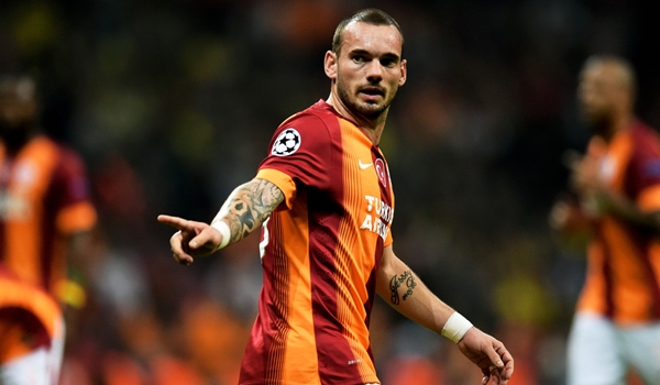 Wesley+Sneijder+Galatasaray+v+Borussia+Dortmund+GlKu26VRHn7x