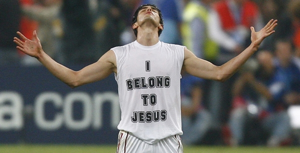 soccer-star-kaka-falls-to-his-knees-after-winning-the-champions-league-final-soccer-match-playing-for-ac-milan-against-liverpool-in-athens-may-23-2007