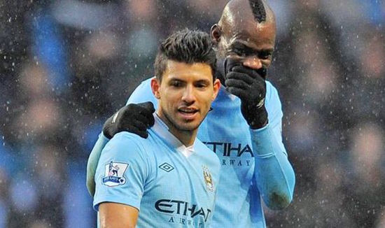 Aguero-Balotelli-City-book-527423