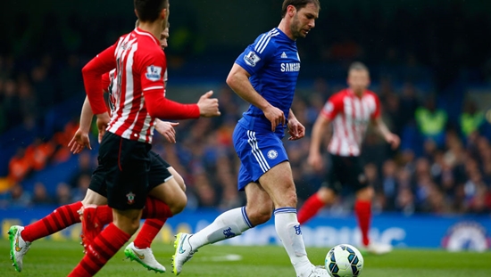 LONDON, ENGLAND - MARCH 15: Branislav Ivanovic of Chelsea breaks with the ball during the Barclays Premier League match between Chelsea and Southampton at Stamford Bridge on March 15, 2015 in London, England.  (Photo by Clive Rose/Getty Images)